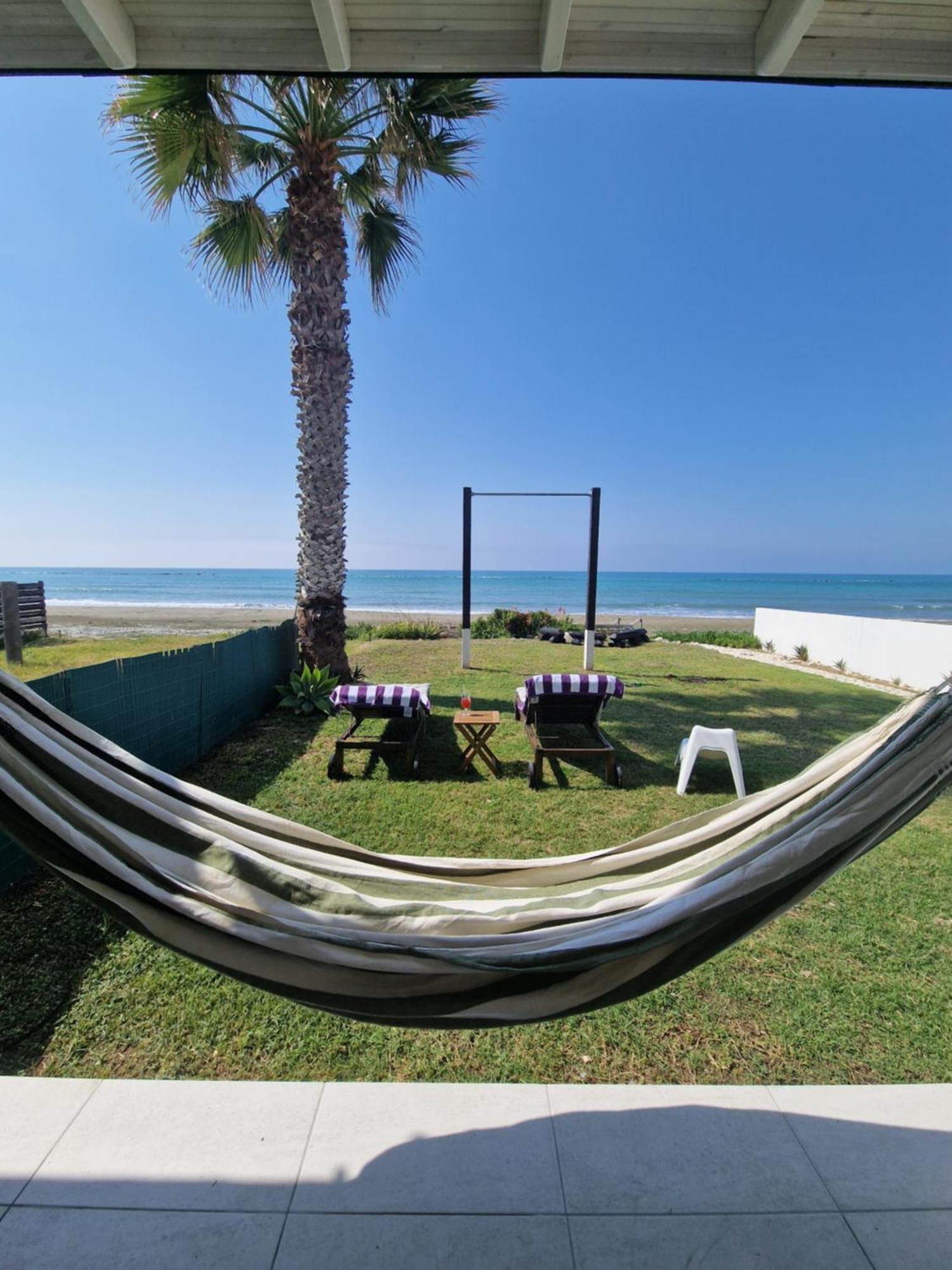 Ammos Beachfront Villa Paradise Larnaca Extérieur photo