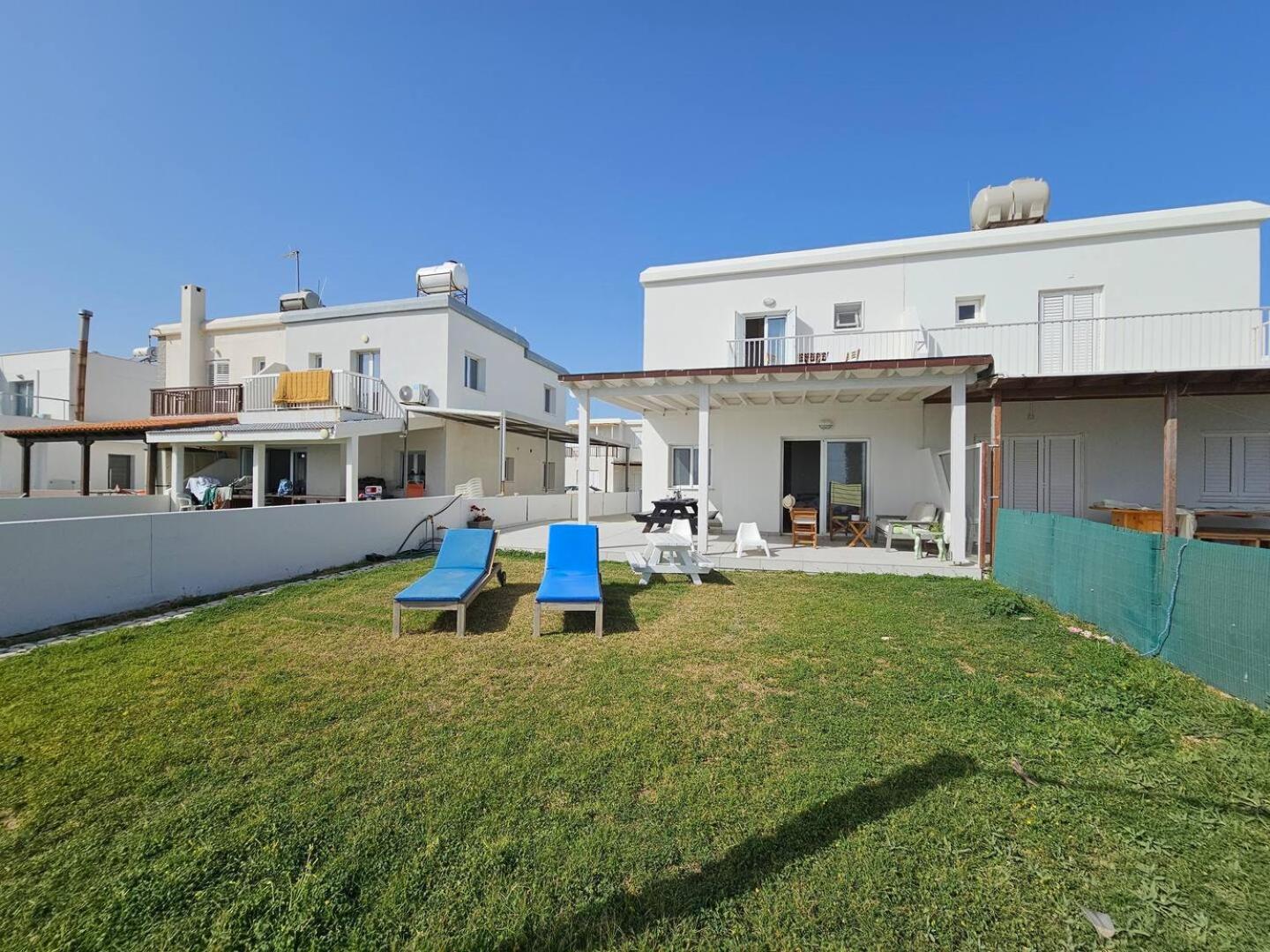 Ammos Beachfront Villa Paradise Larnaca Extérieur photo
